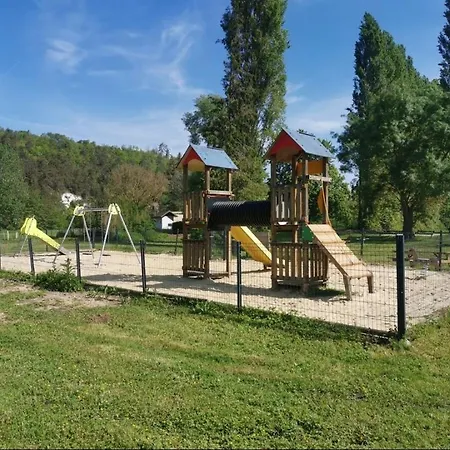 Mobilhome Cosy, Spacieux Au Bord De L'eure キャンプ場 *